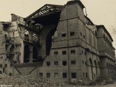 Rimini, Teatro Vittorio Emanuele, 1944 (Foto Moretti Film, Album Maioli, 1943-1944)